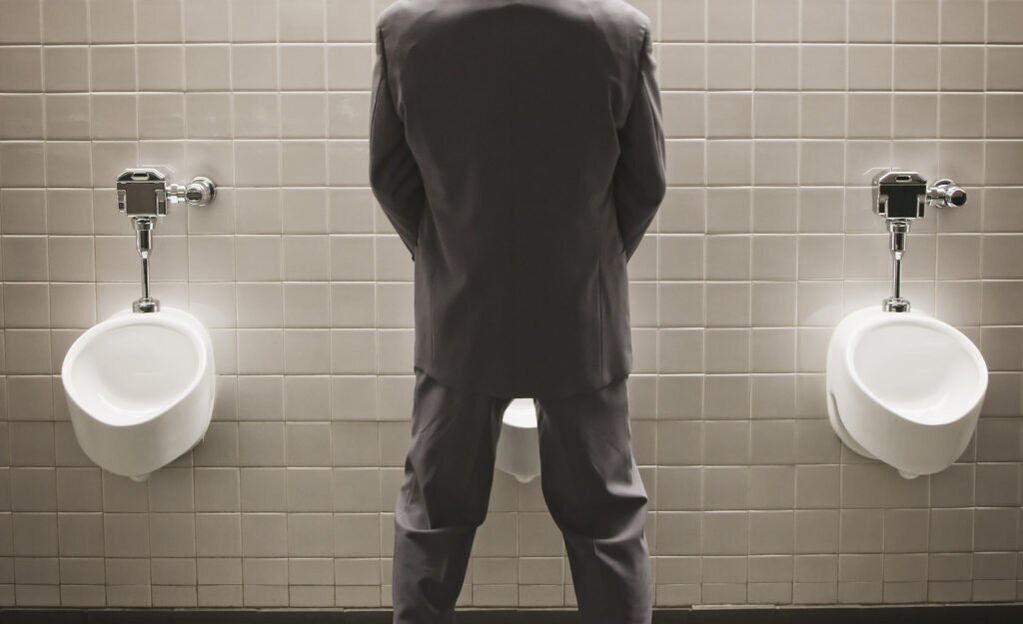 Problèmes d'uriner à cause d'une prostatite